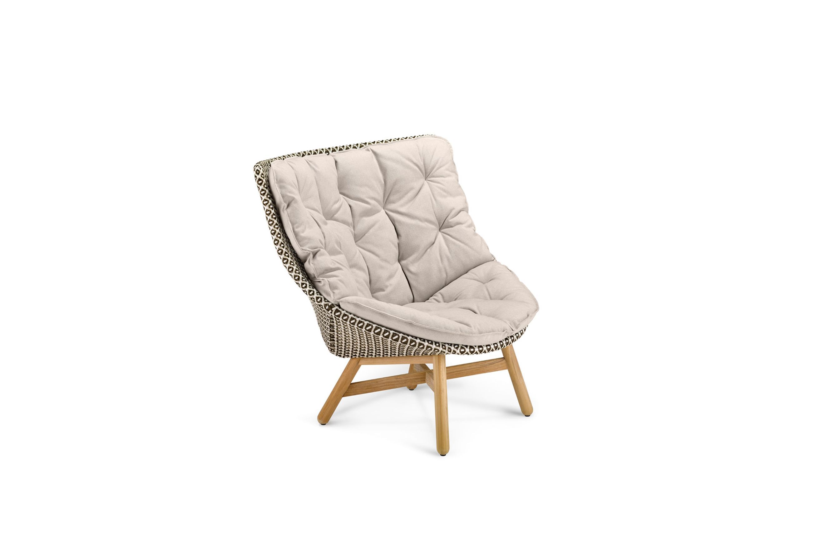 Mbrace wing chair by DEDON