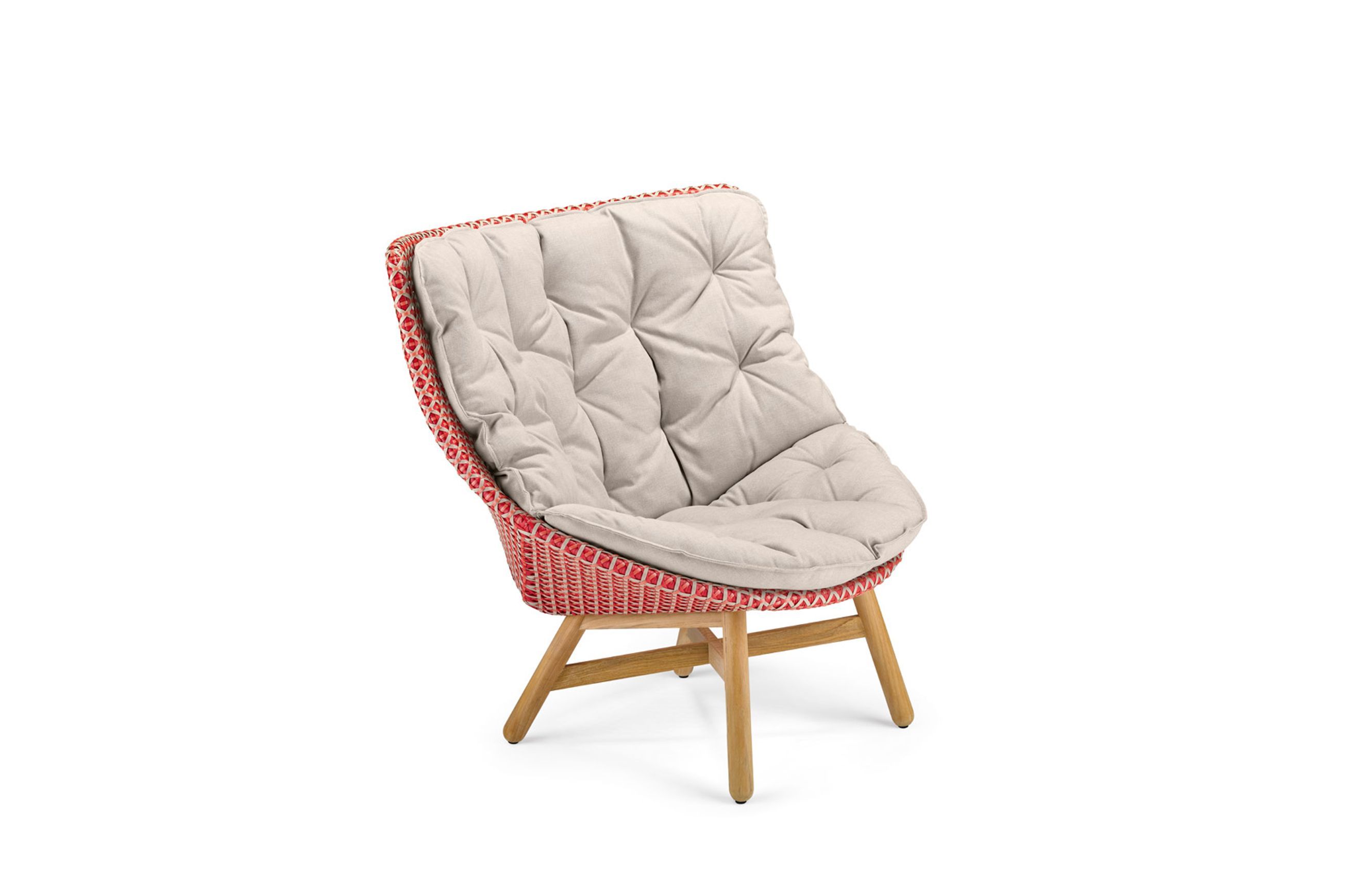 Mbrace wing chair by DEDON