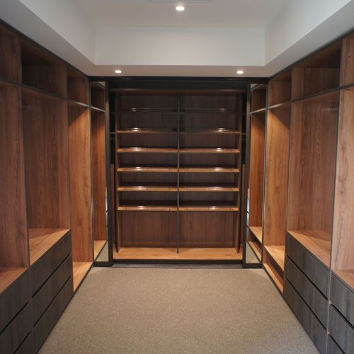 METRO range - Walk-in Wardrobe by Wardrobes Plus