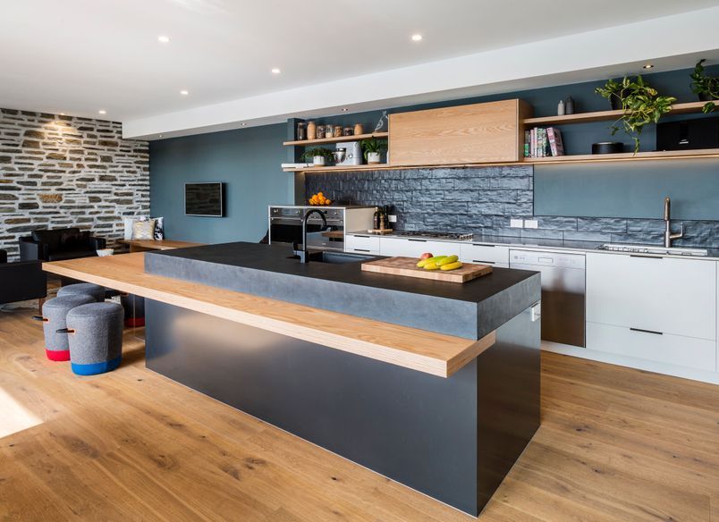 Modern Waimauku Family Kitchen