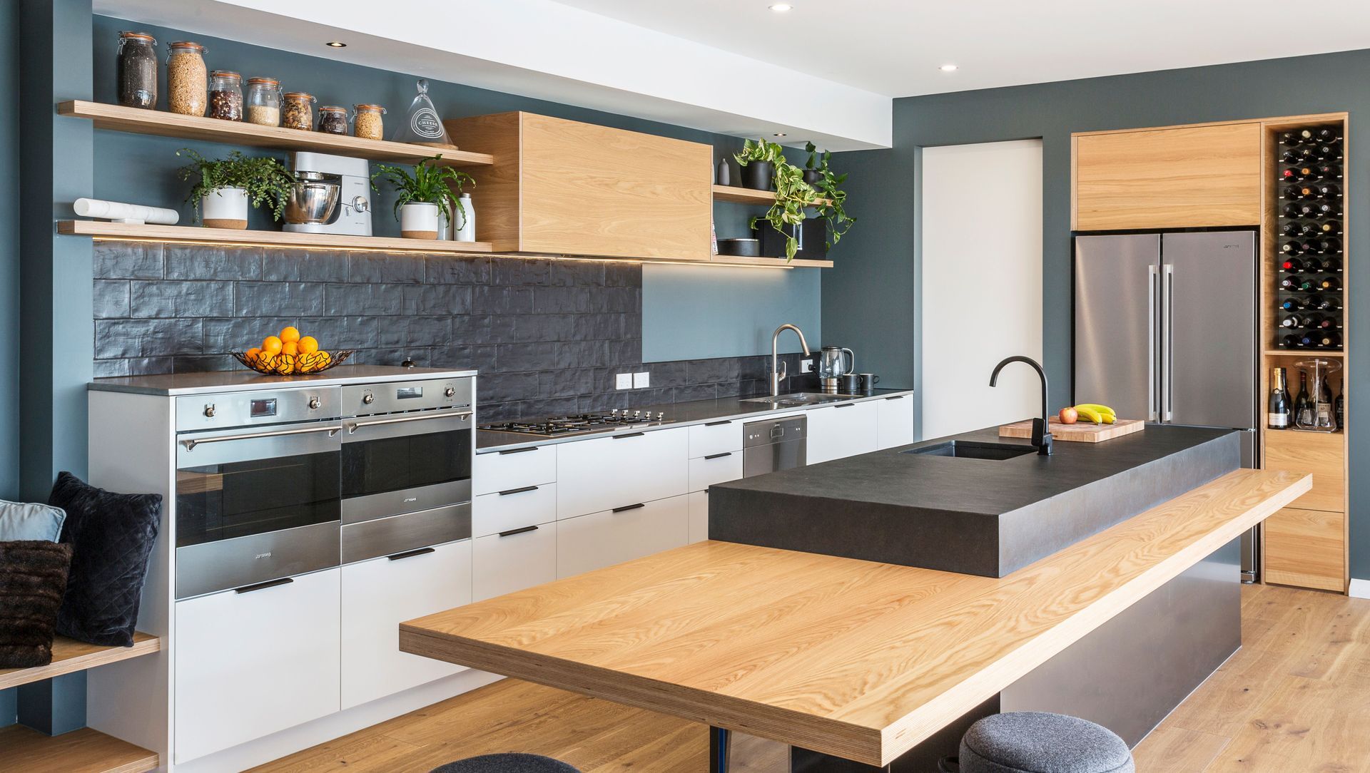 Modern Waimauku Family Kitchen banner