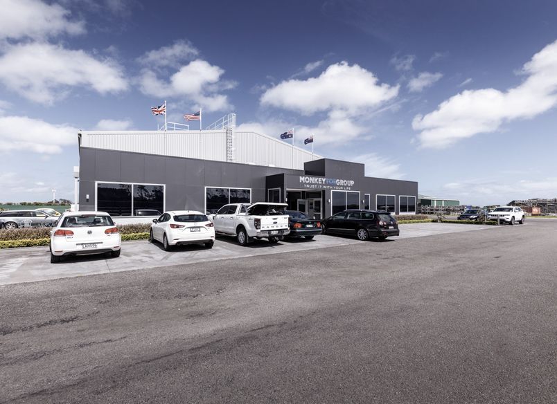 Monkey Toe - Location Construction