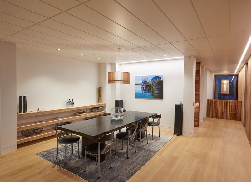 Mount Beach House - iO Lighting