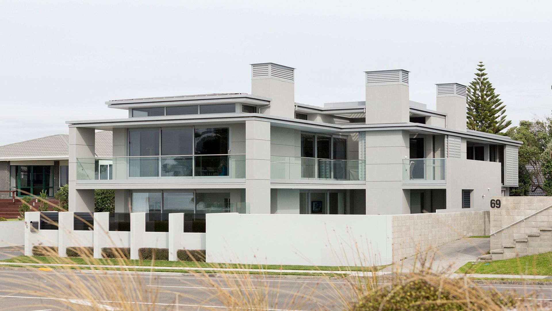 Mount Double Supreme banner