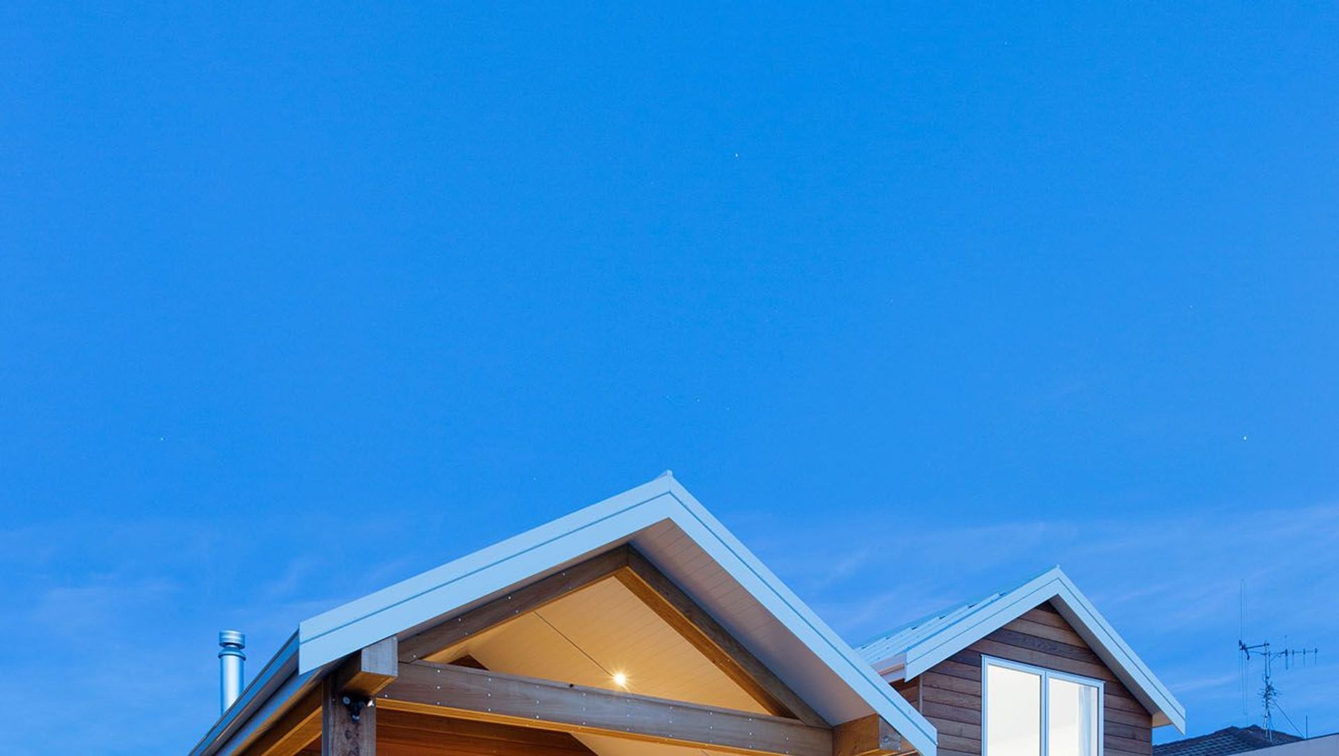 Mount House 3 banner