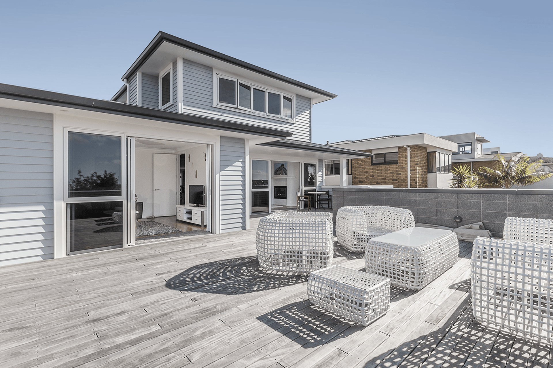 A modern makeover has maximised indoor and outdoor living at this fantastic Mt Maunganui address.