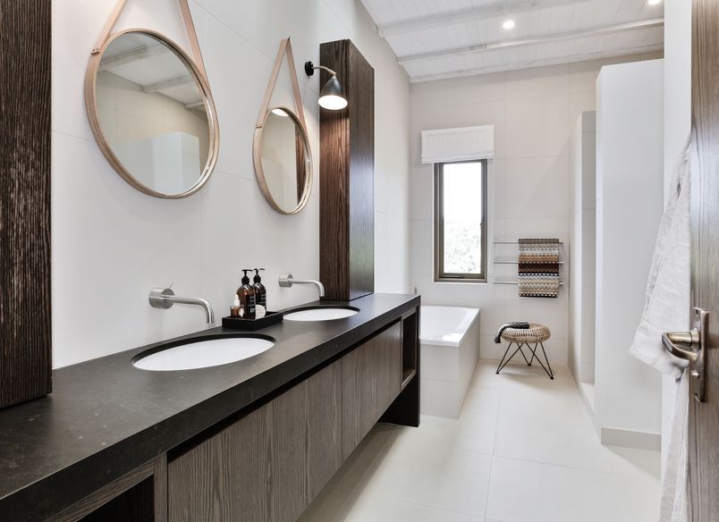 Muriwai Bathrooms by Sue Gillbanks