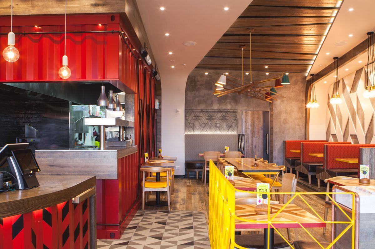 Nando's Restaurant