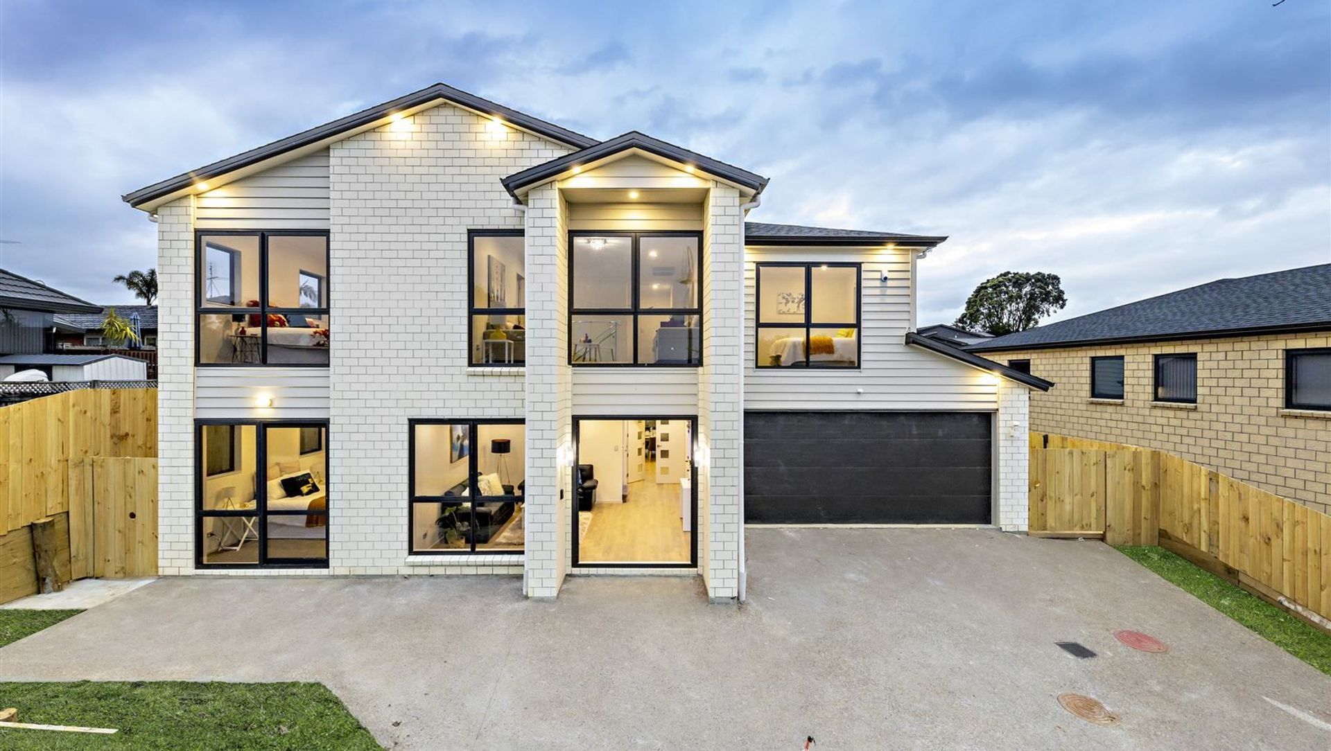 Nanleen Rise House banner