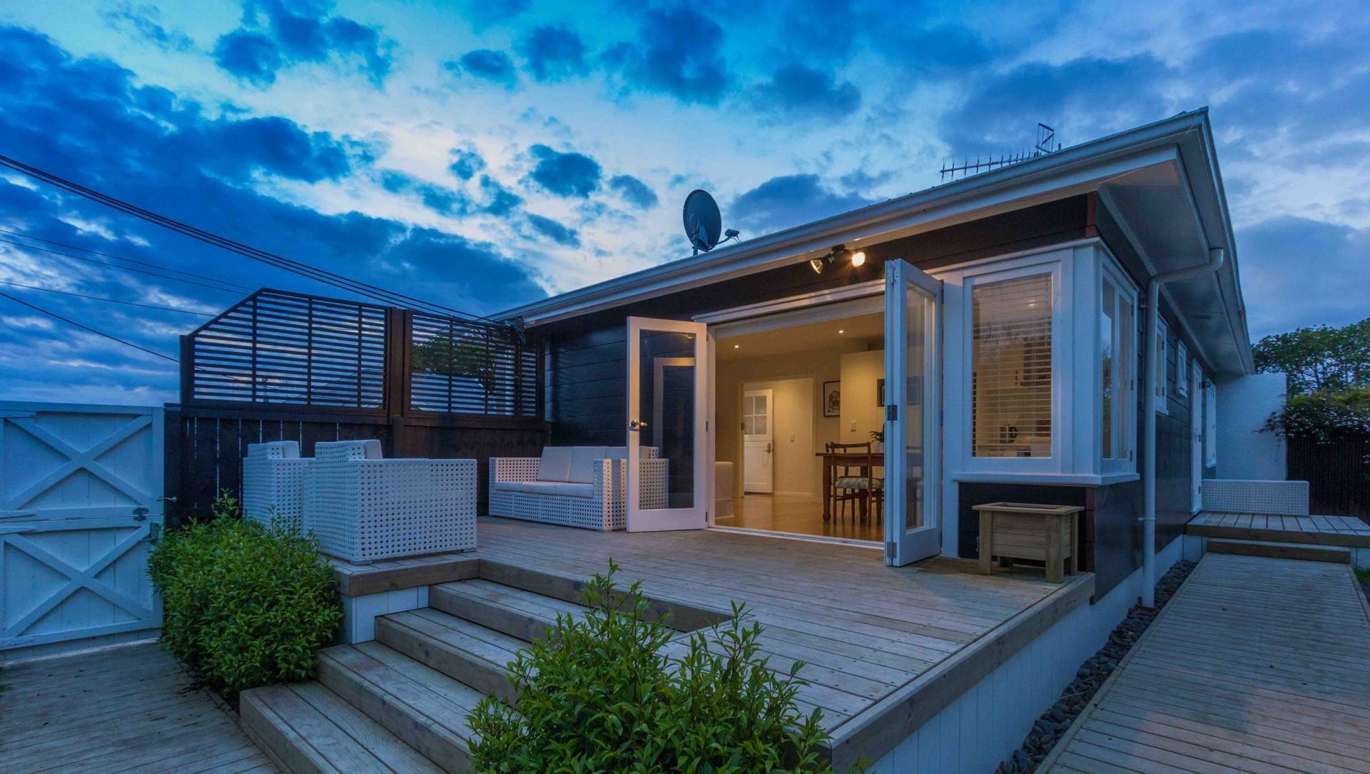 Narrow Neck Unit Renovation banner