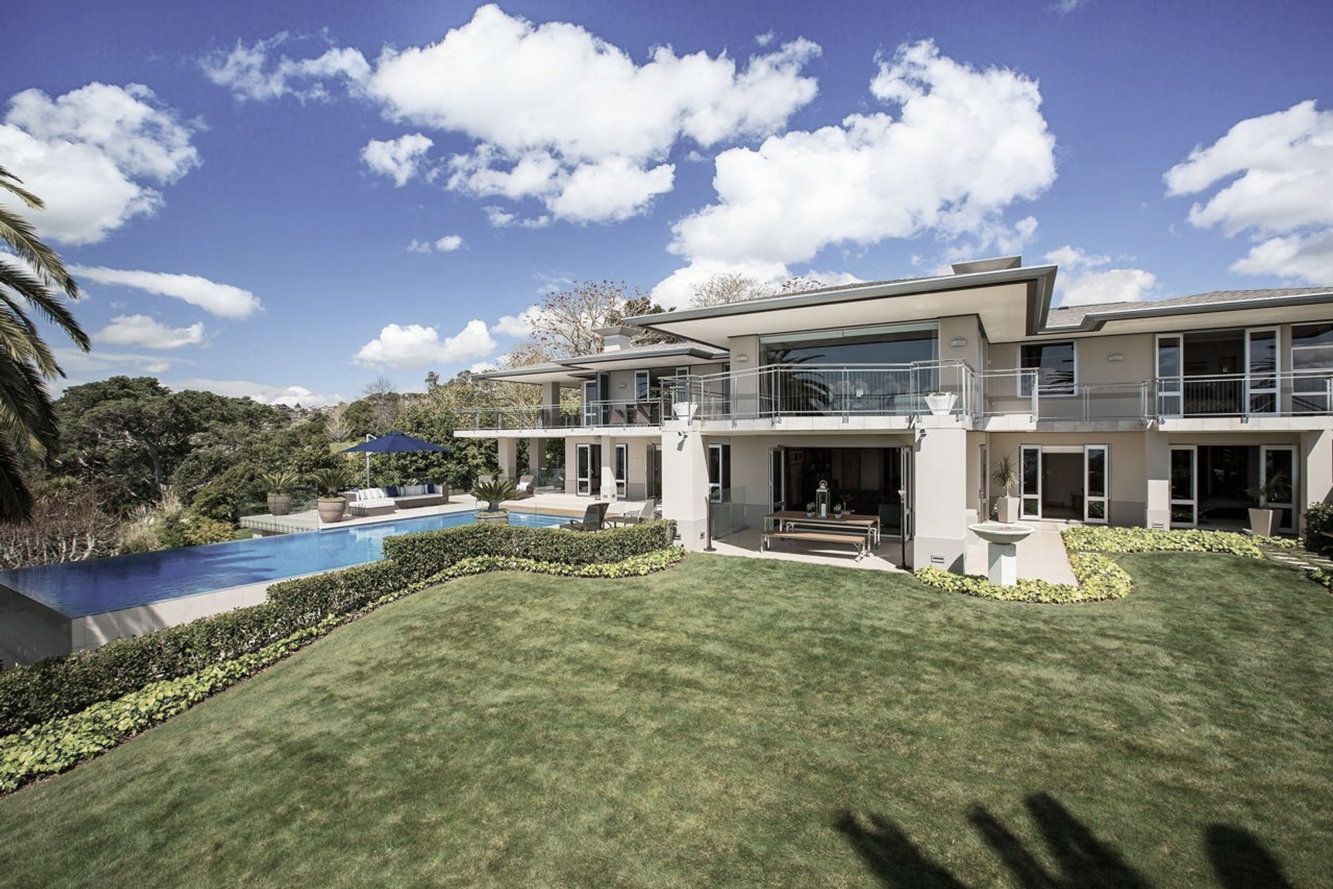 Hero Banner for Onform Construction