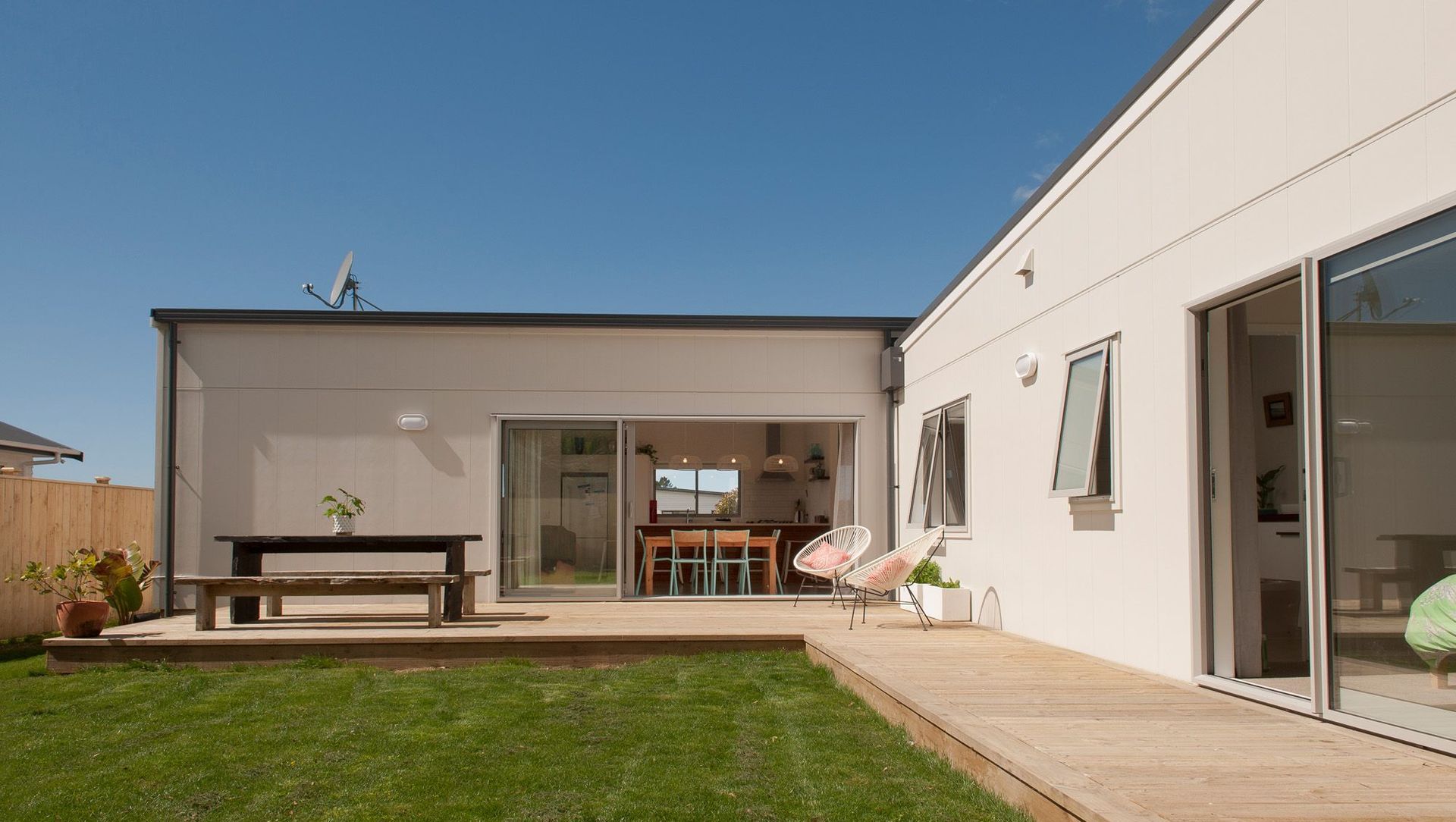 Owston House - Tairua banner