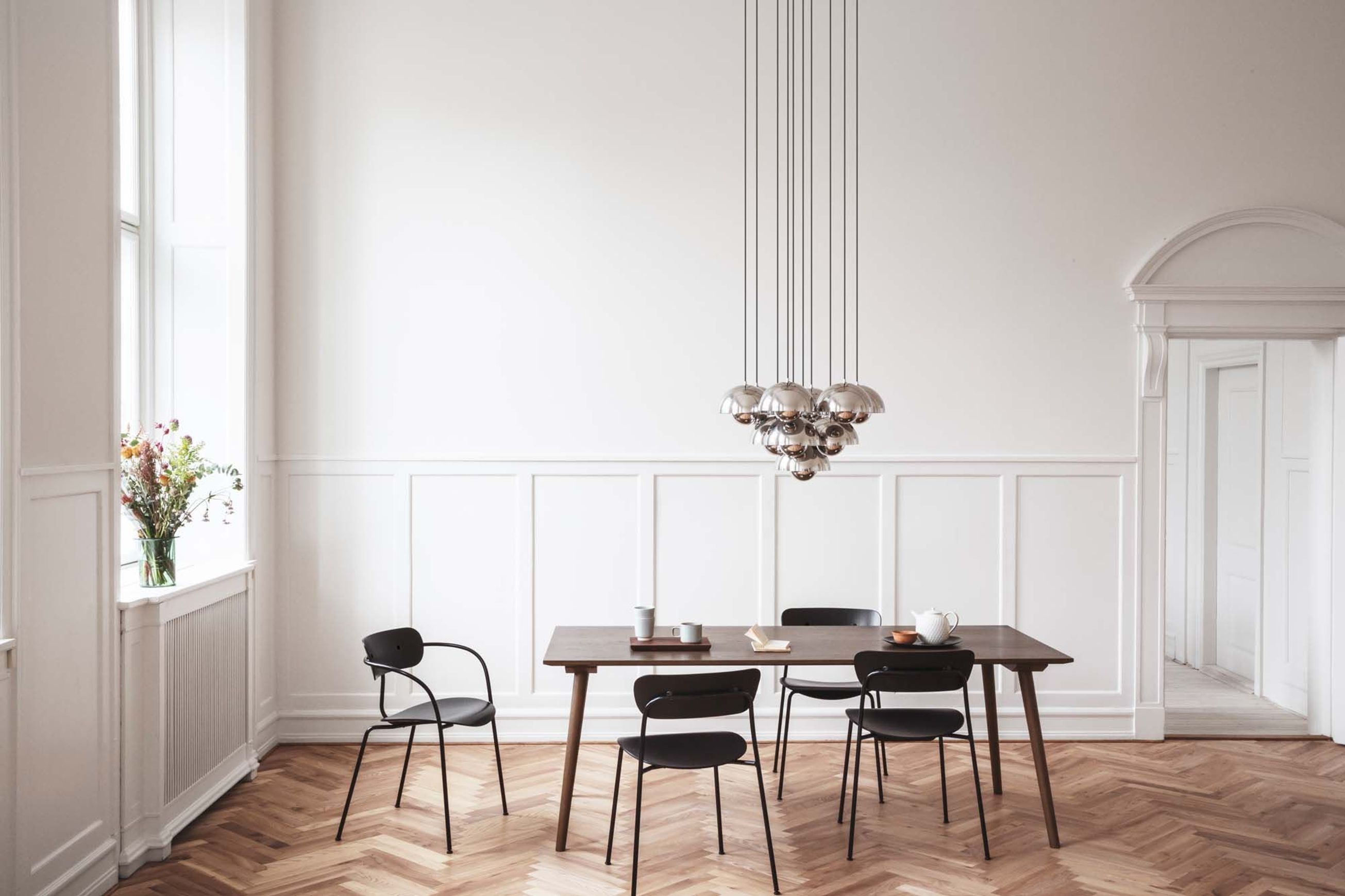 PAVILION AV2 Chair by &Tradition