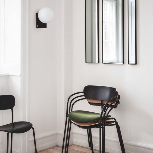 PAVILION AV2 Chair by &Tradition