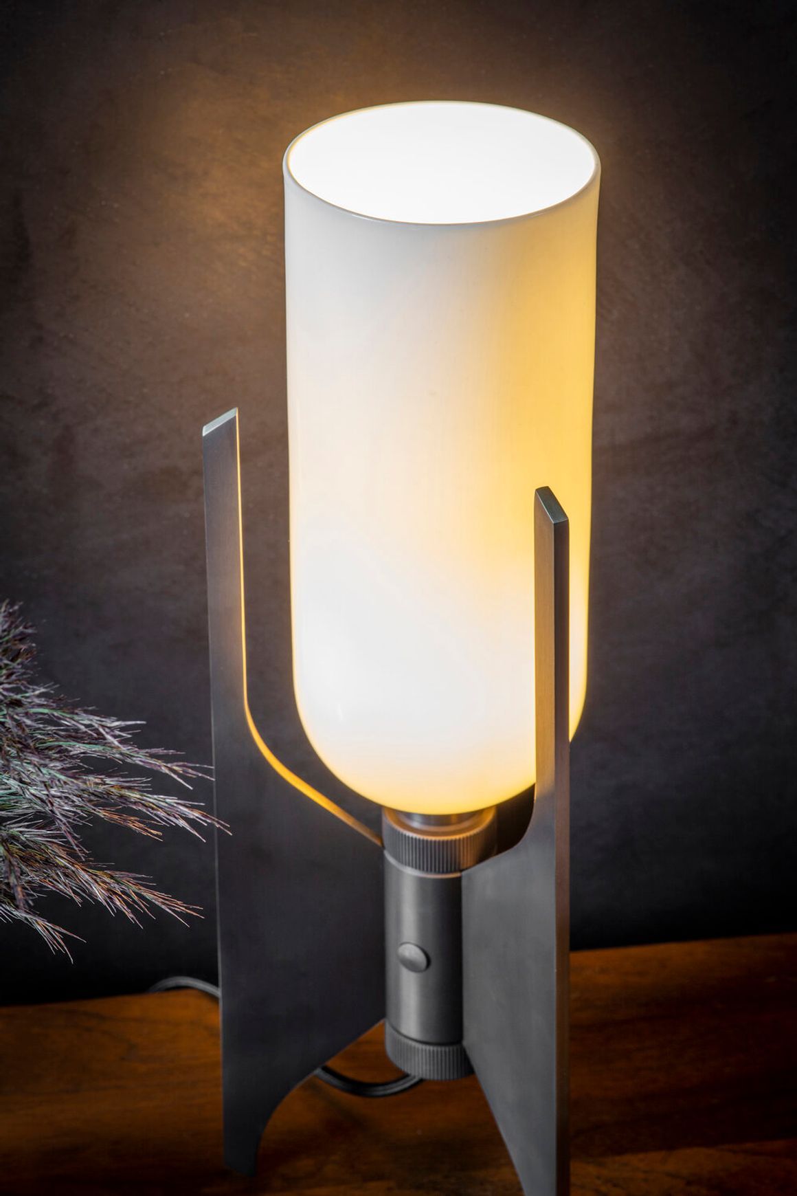 Pennon Table Lamp