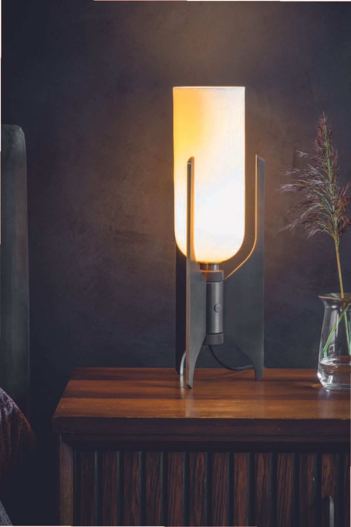 Pennon Table Lamp