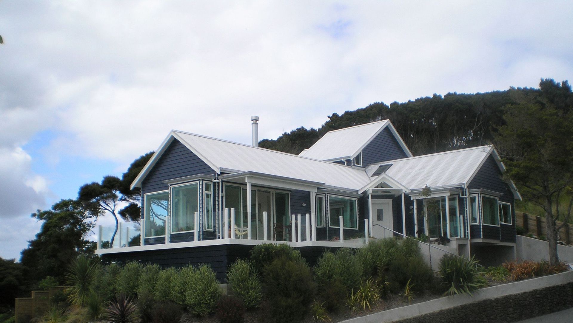 Paihia House banner