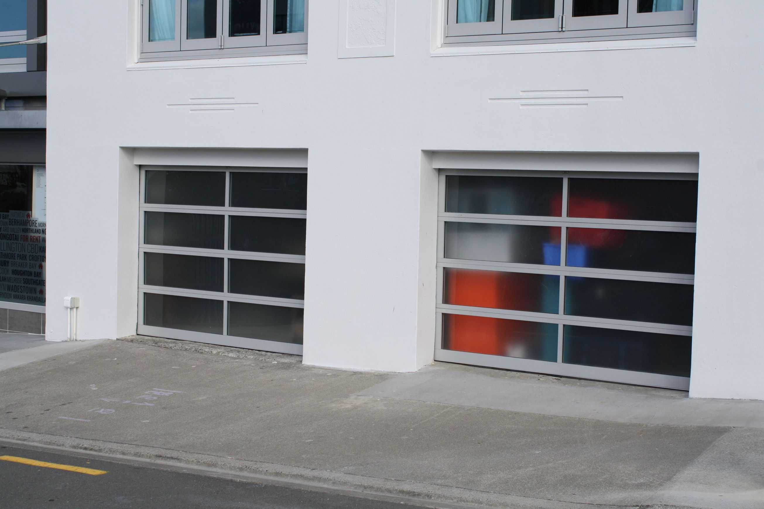 Panoramic Glazed Sectional Garage Door