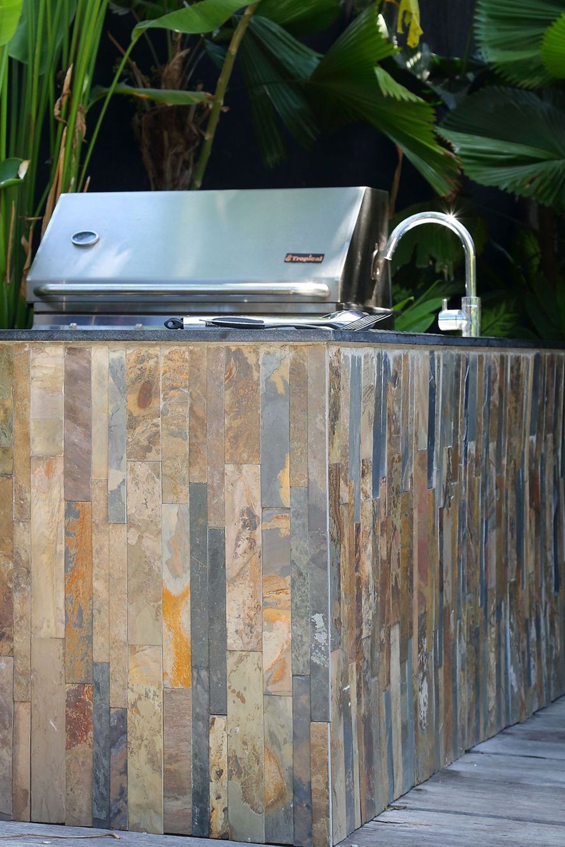 Parallels Cladding