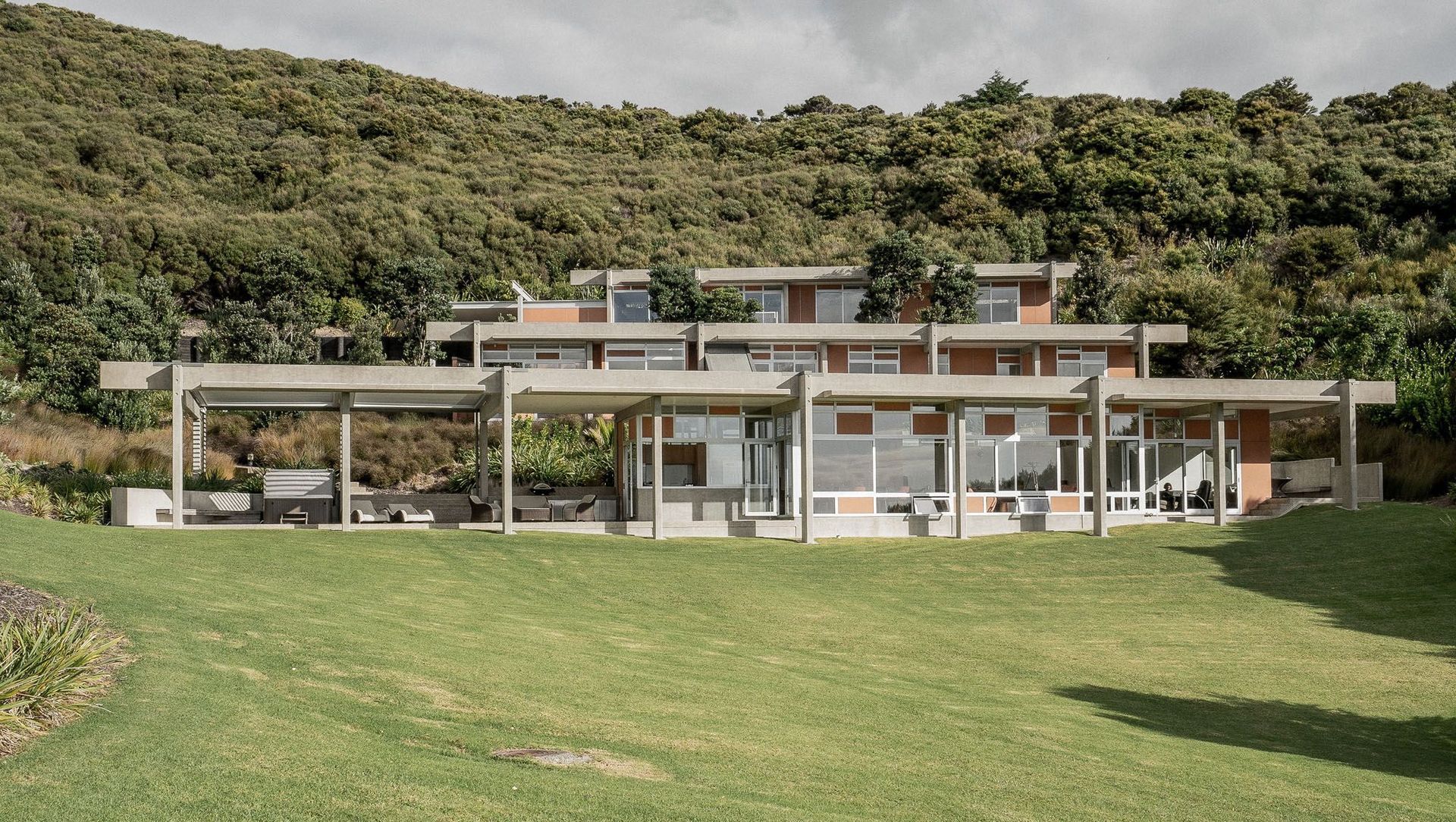 Parekura Bay House | Project of the Month banner