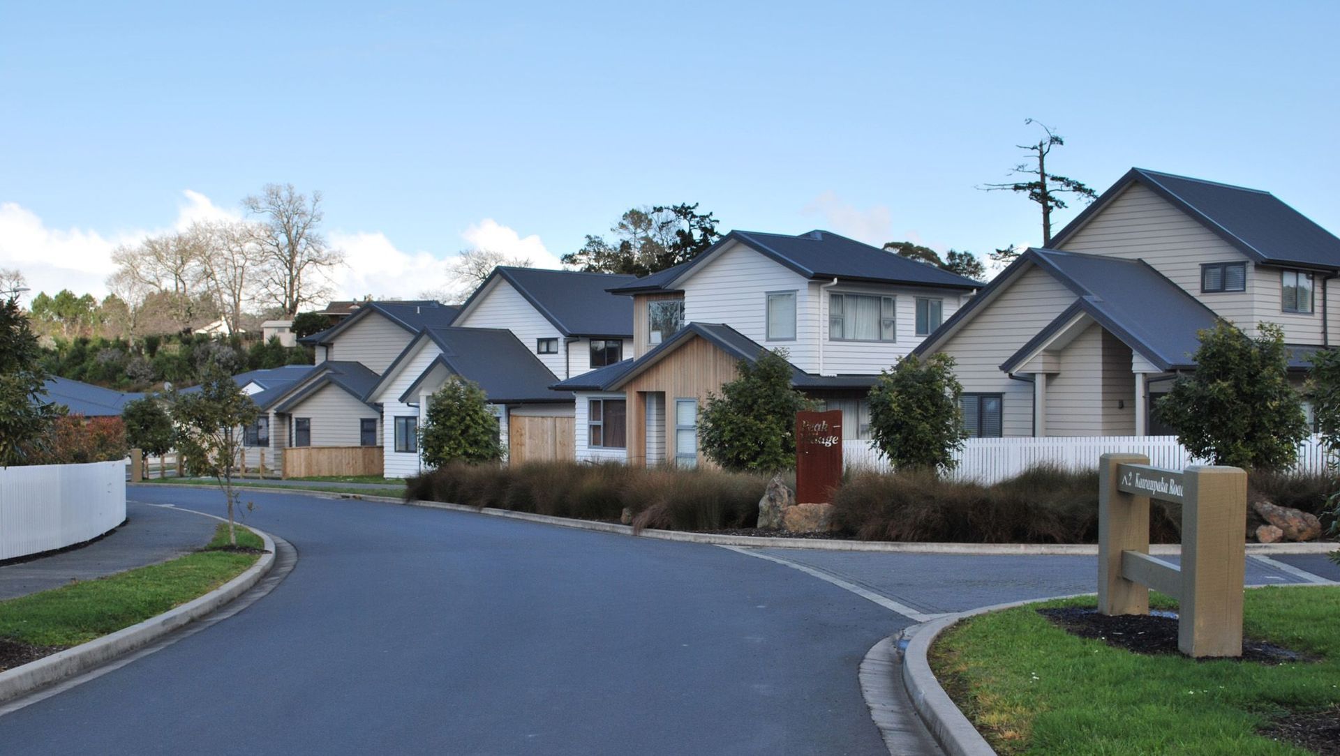 Peak Road Village – Kaukapakapa banner