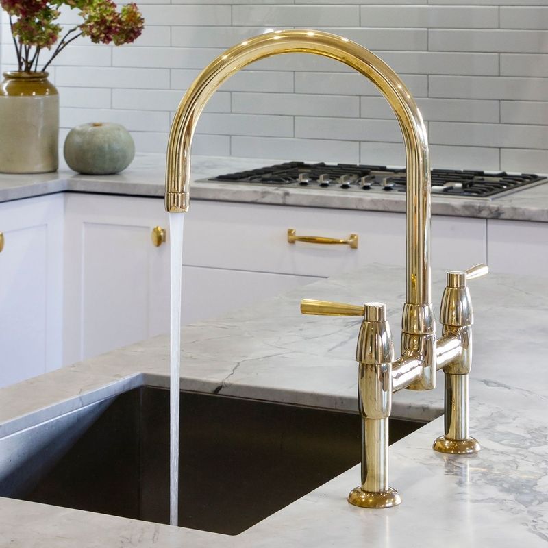 Perrin & Rowe Io kitchen tap with spray rinse