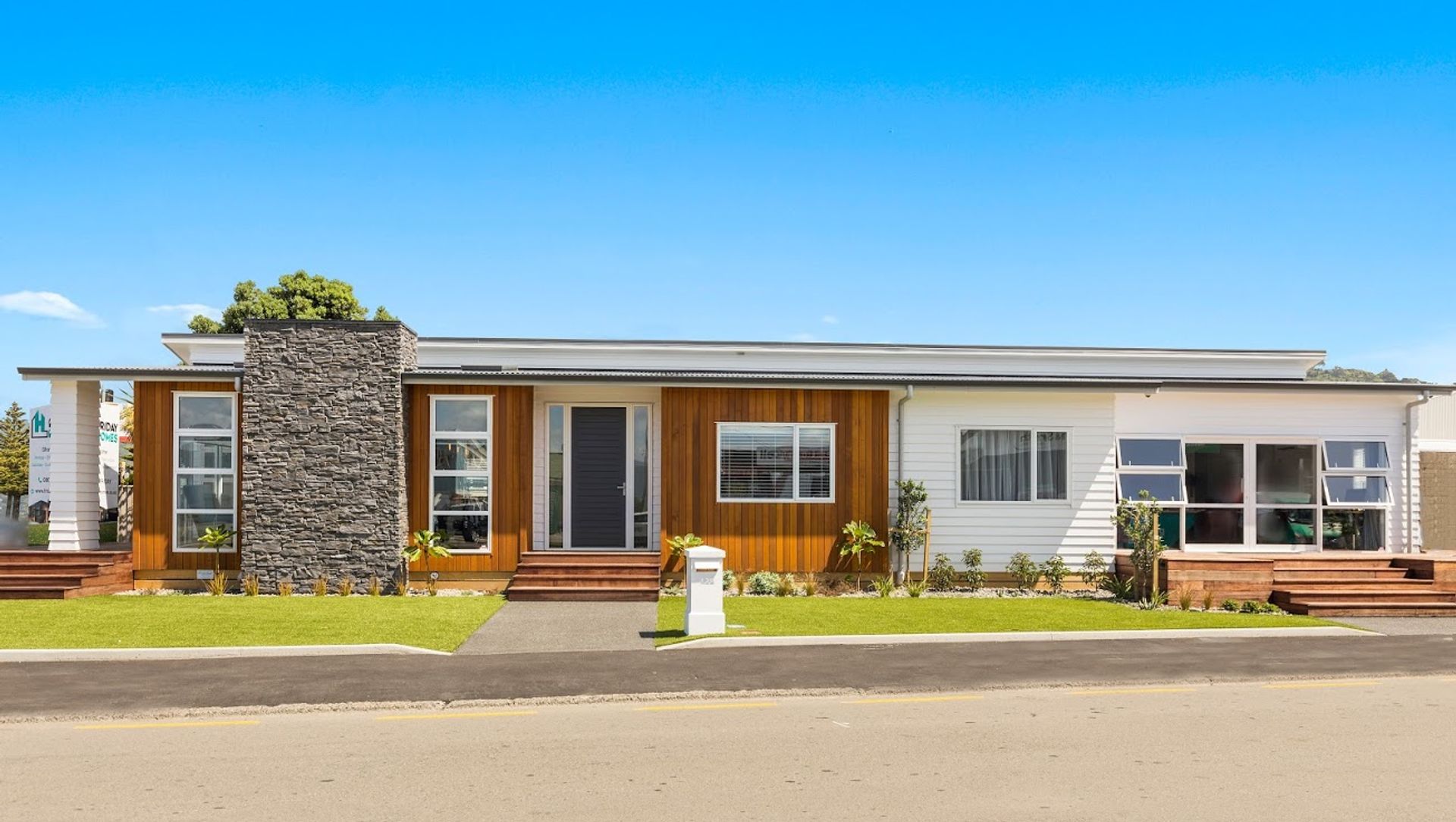 Petone Beachfront banner