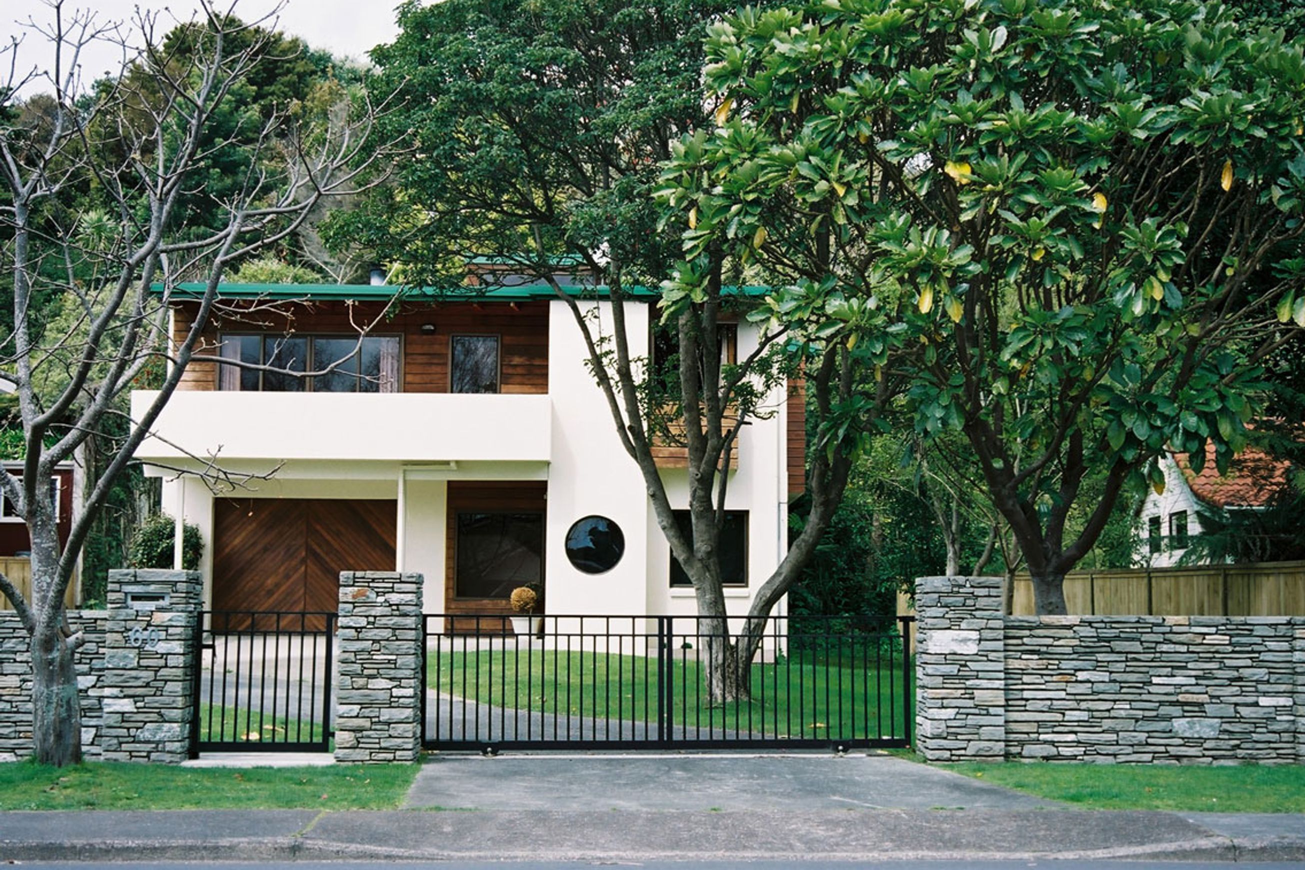 Paradise Stone Driveway Entrances and Fences