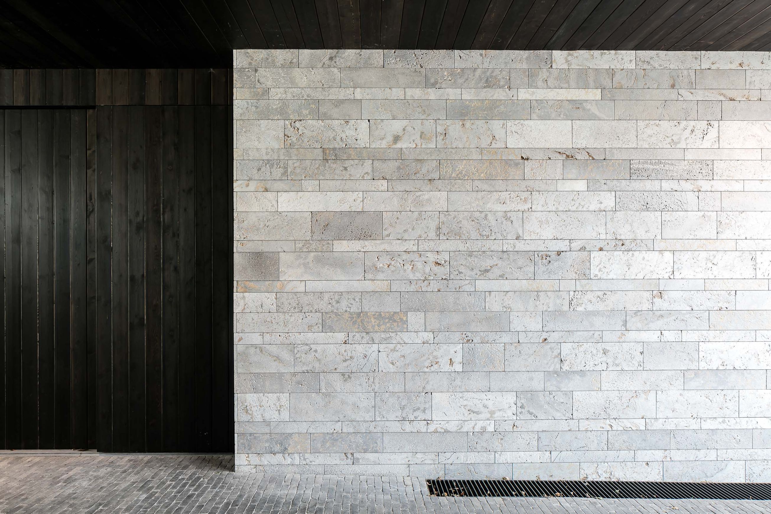 Pierre De Varennes Natural Stone