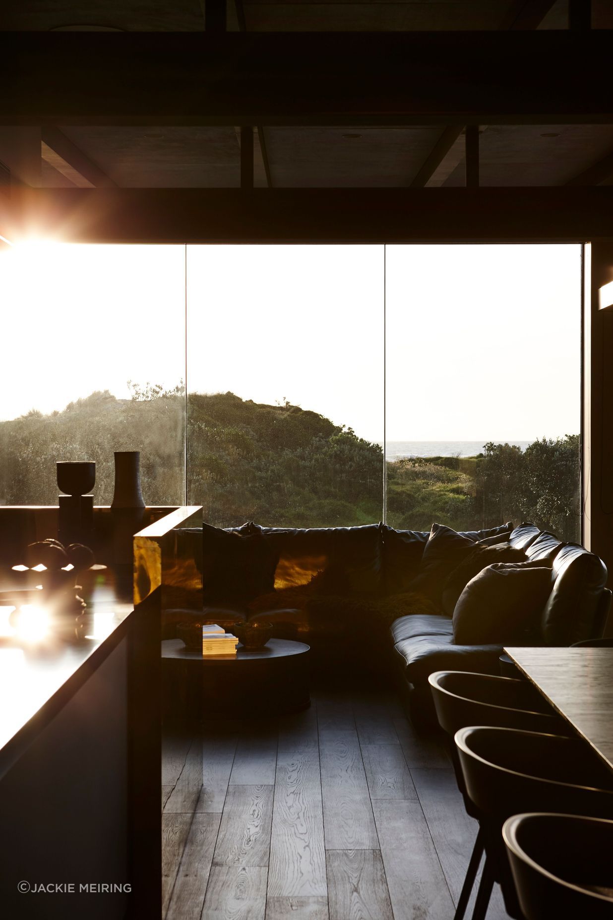 Much like a rock pool at low tide, the living area sits calm and temporarily removed from the intensity of the ocean—separate but still connected.