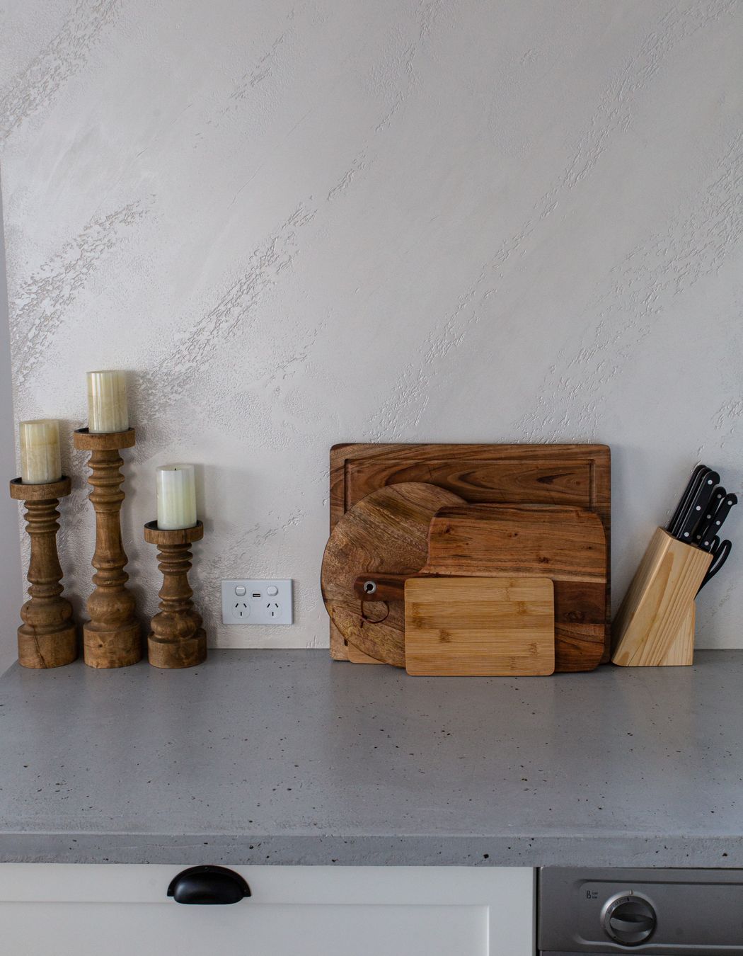 Concrete look polished plaster benchtop