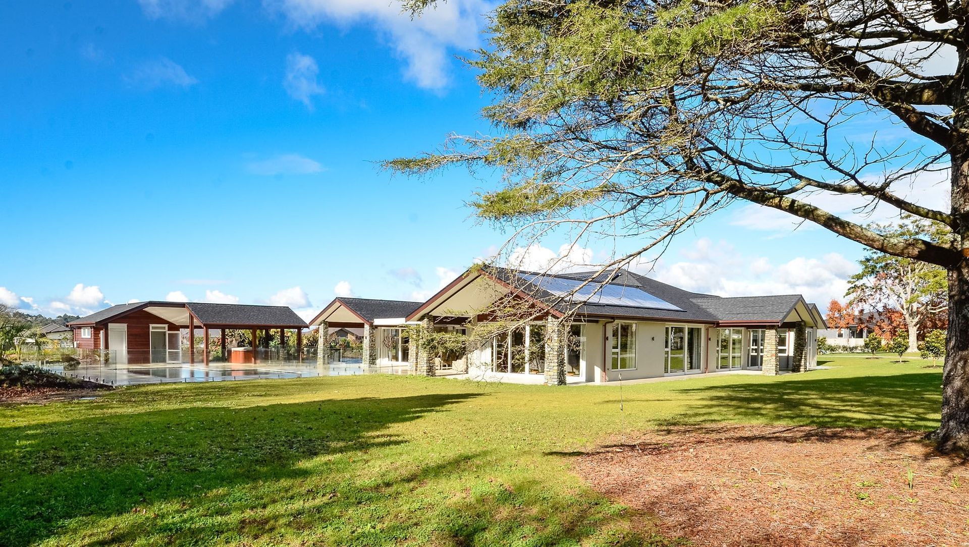 Presence & Future banner