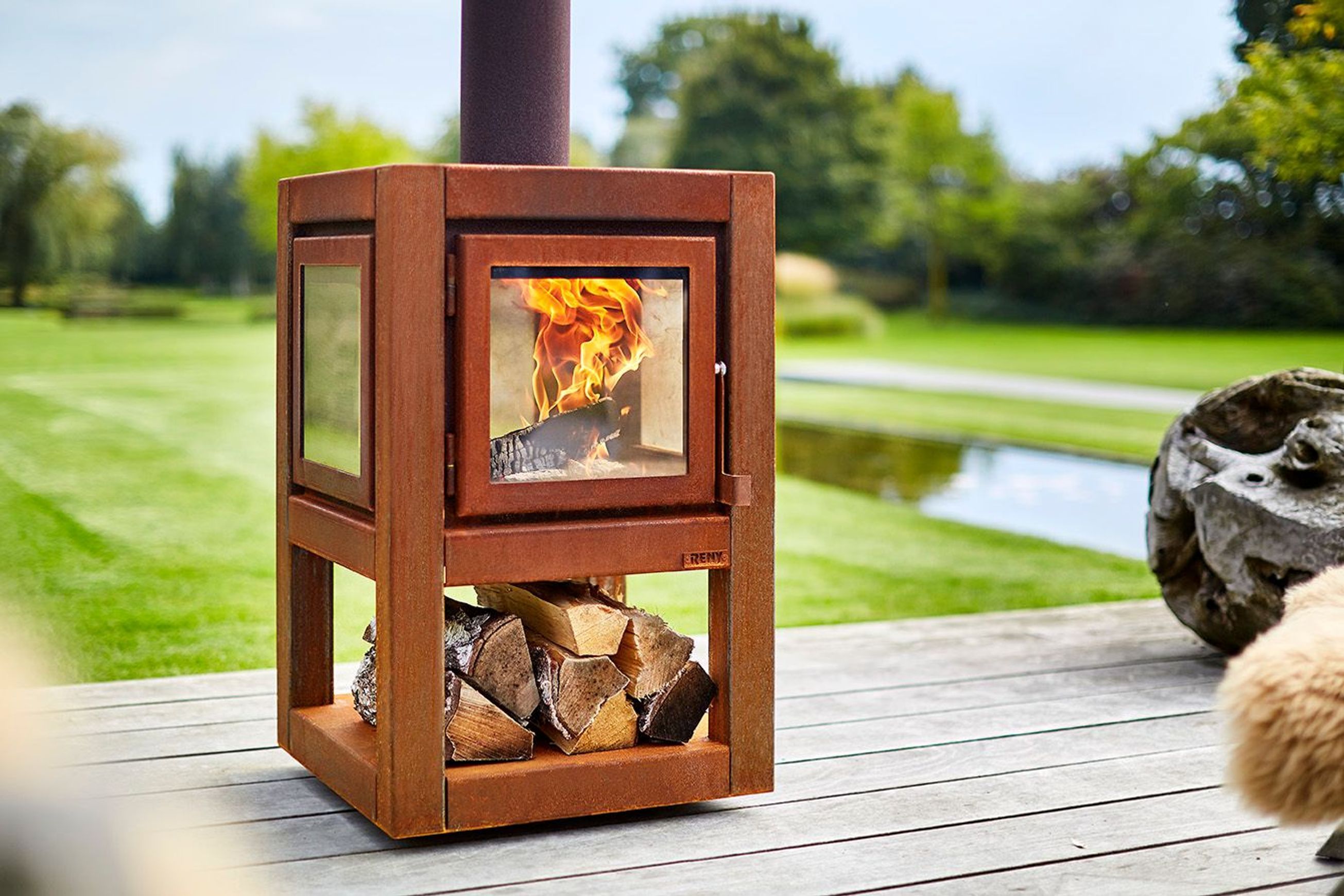 Quaruba by RB73 Outdoor Wood Stove