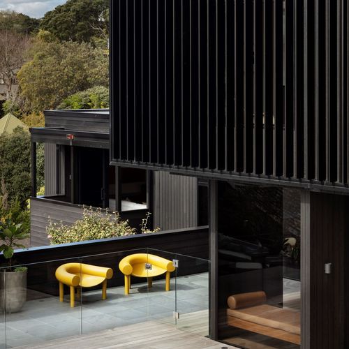 Locarno Operable Vertical Louvres