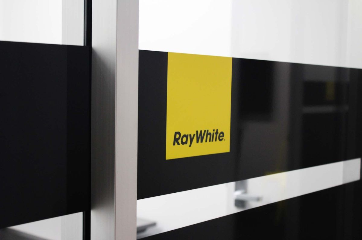 Ray White Universal