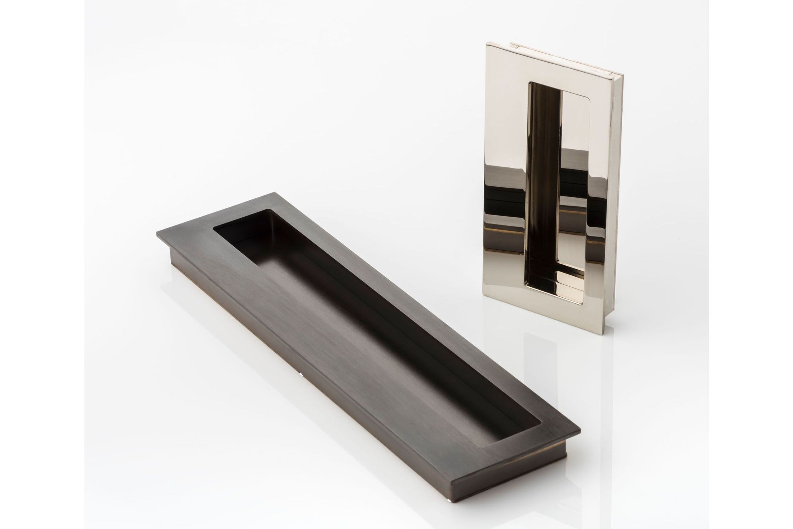 Joseph Giles Recessed Flush Pull Offset