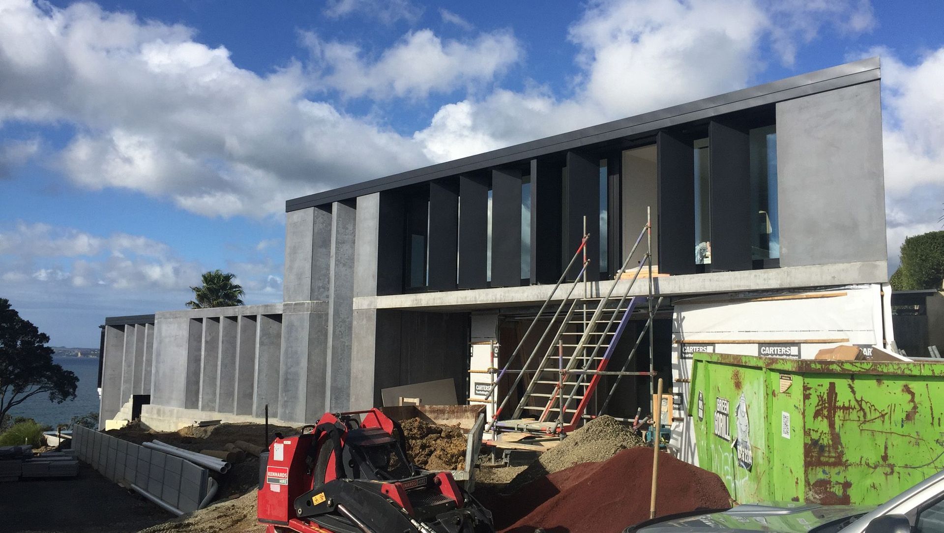 Red Beach House banner