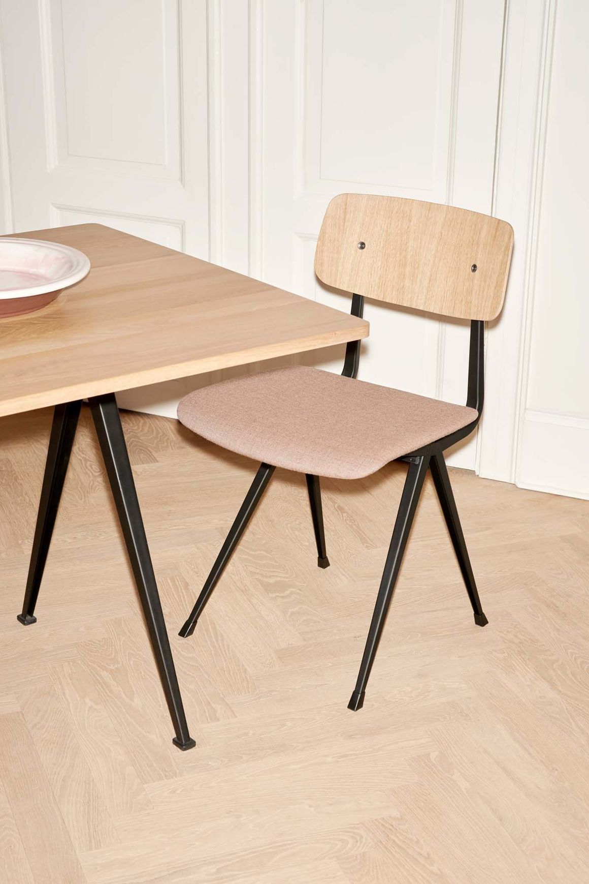 Result Chair by HAY