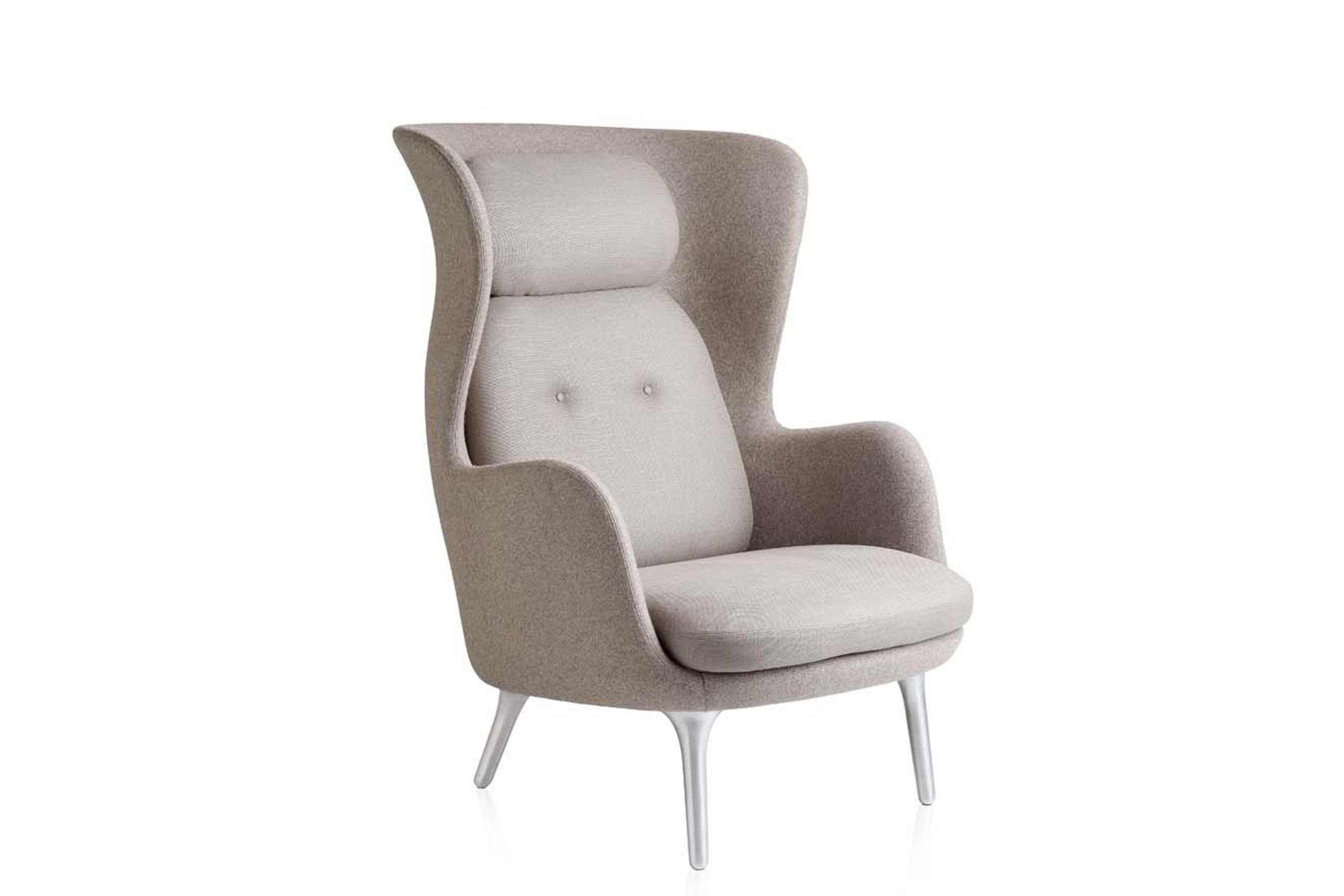 Ro Chair by Fritz Hansen