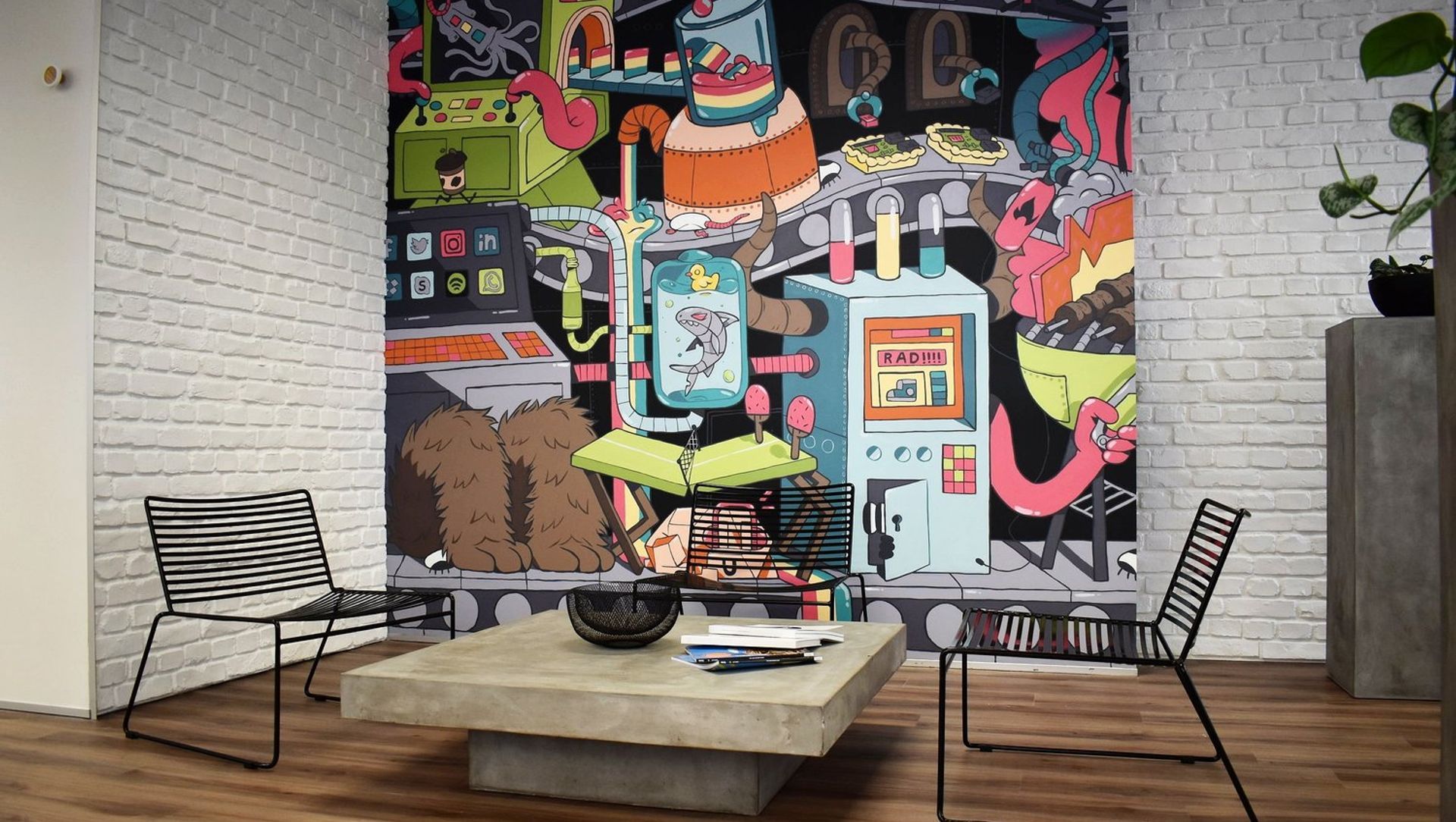 Roam Creative banner