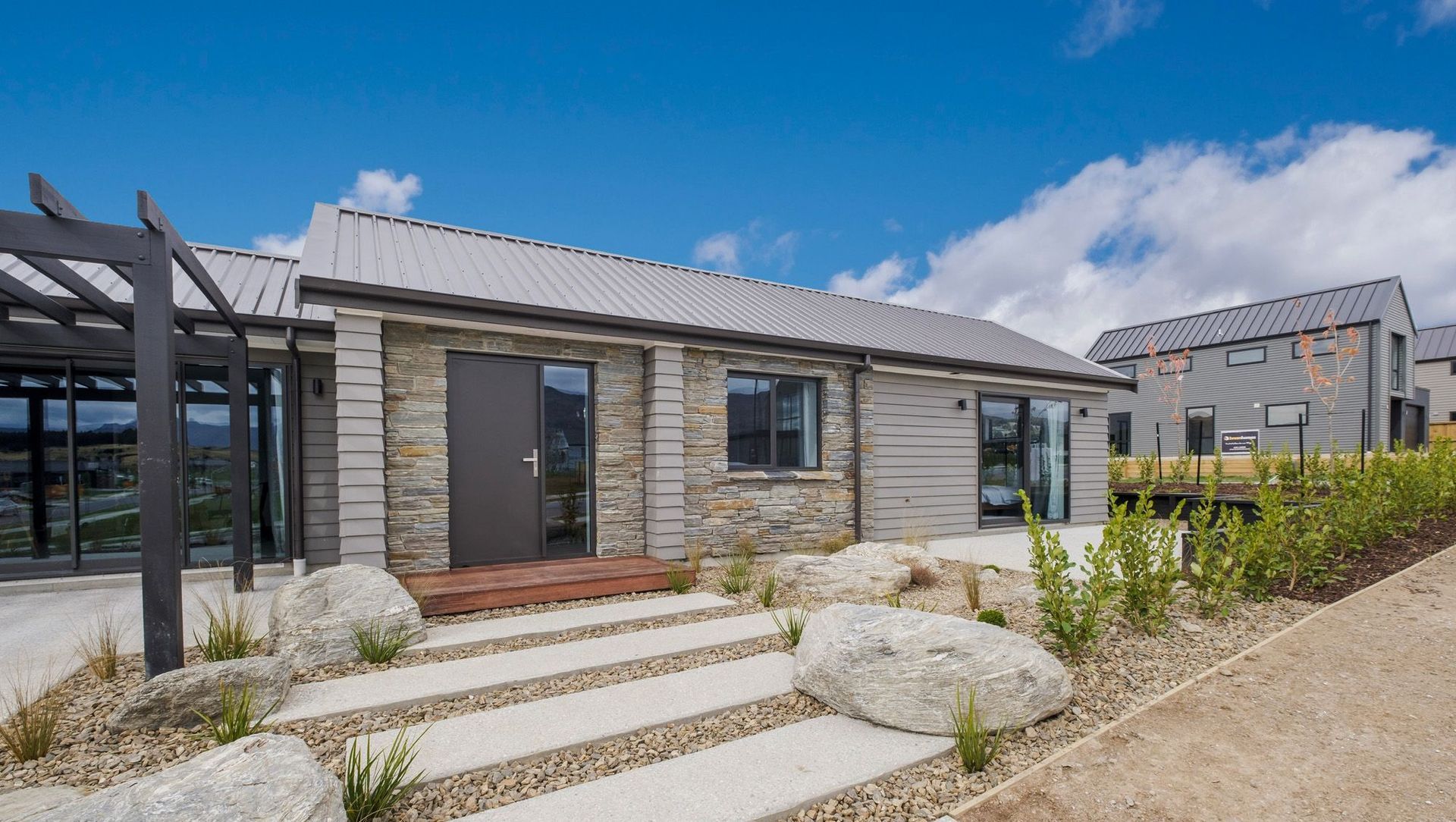 Rocklands Northlake, Wanaka banner