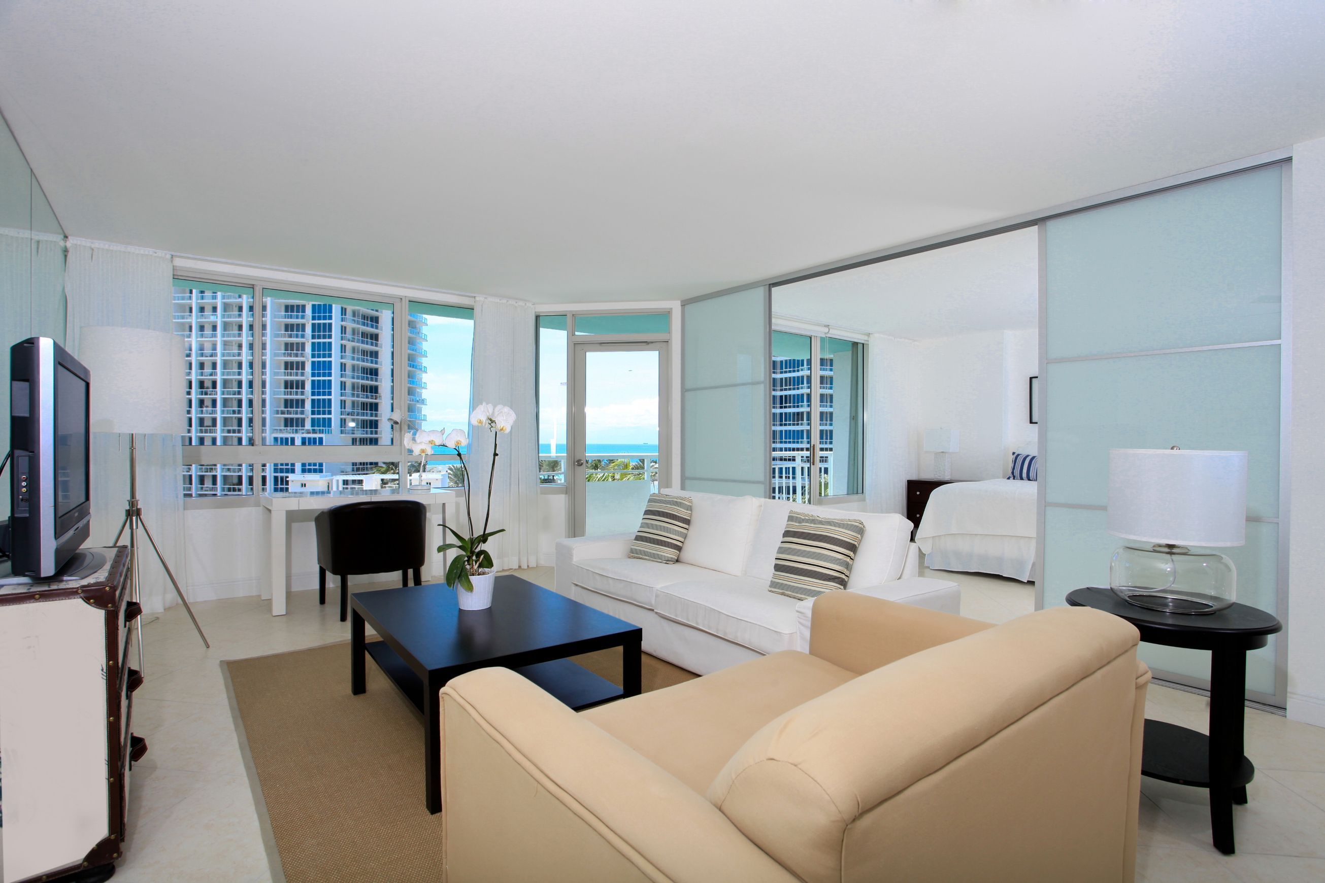 Room Dividers/ Glass Partitions