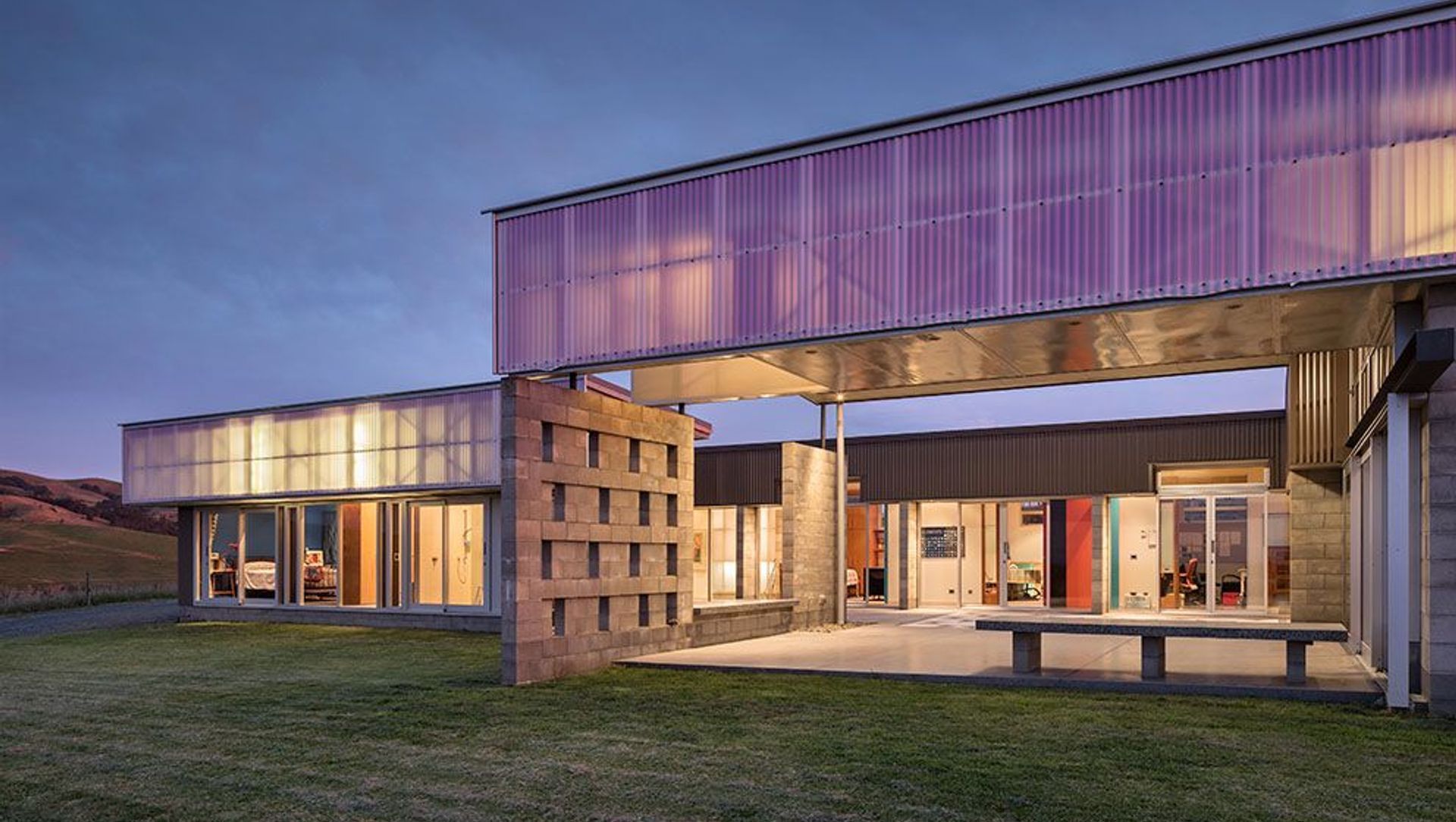 Roto-O-Rangi Farmhouse banner