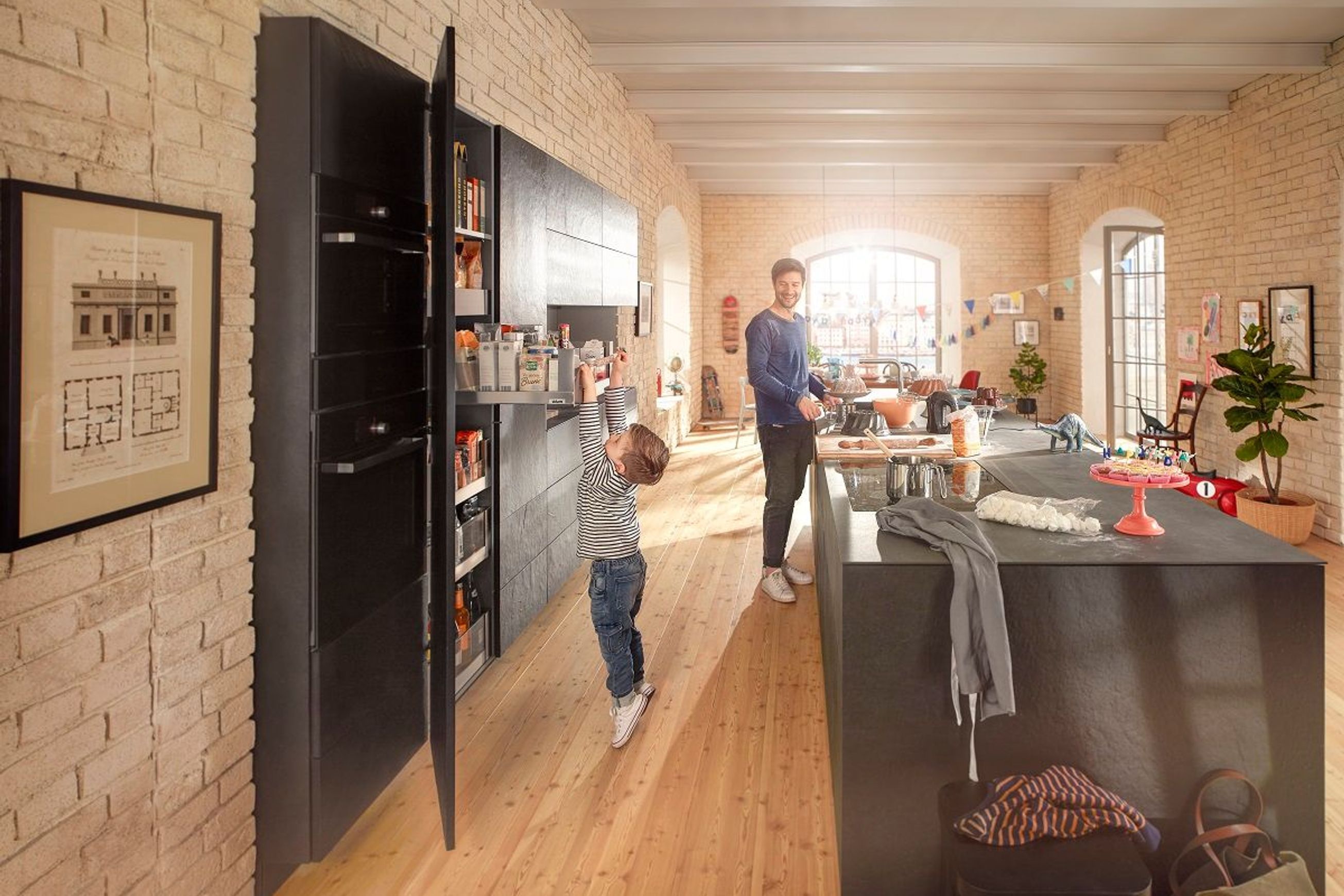 SPACE TOWER with LEGRABOX