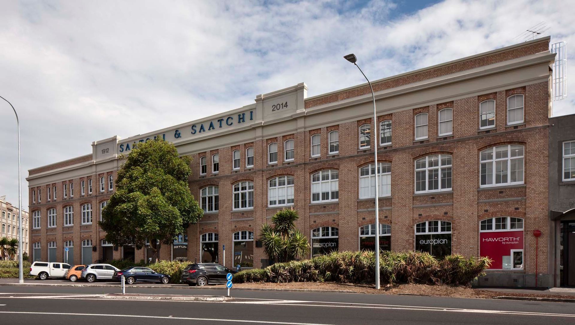 Saatchi & Saatchi banner