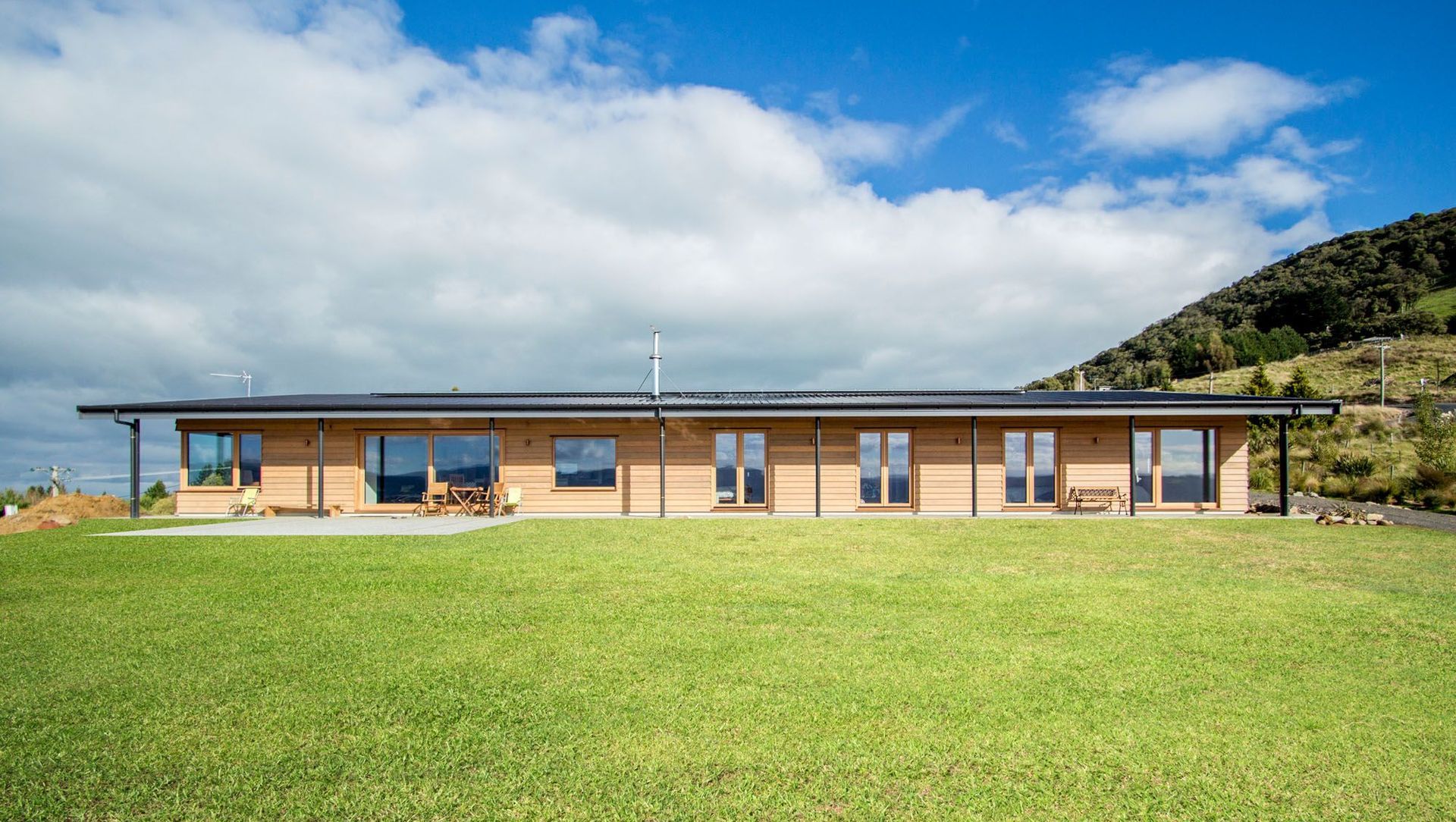 Saddle Hill House banner
