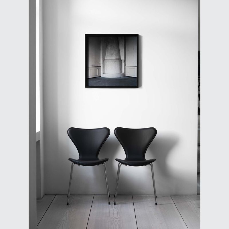 Series 7 Chair by Fritz Hansen