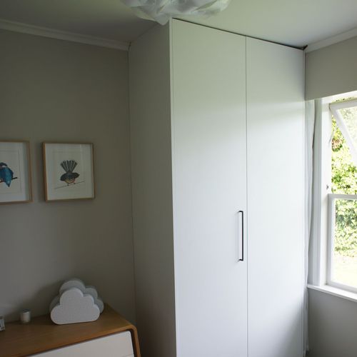 WARDROBE DOORS - Single Bi-Fold