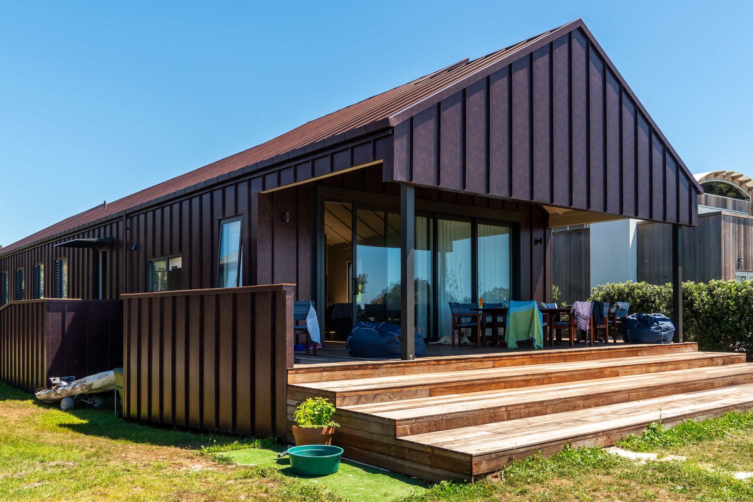 Smart Tray Standing Seam Metal Cladding