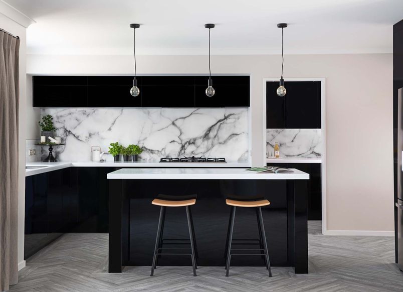 Spacious Modern Kitchen